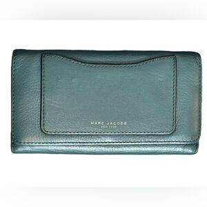 MARC JACOBS Recruit Continental Tri-fold Green Leather Wallet